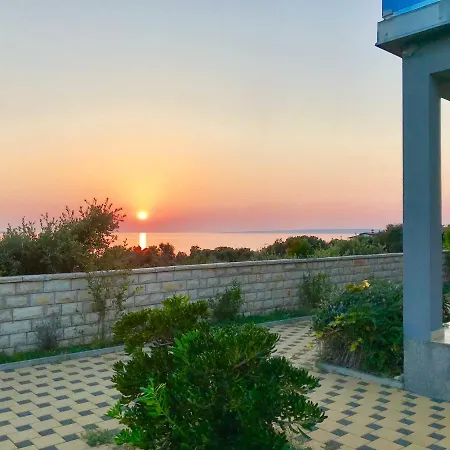 בית נופש Sunshine