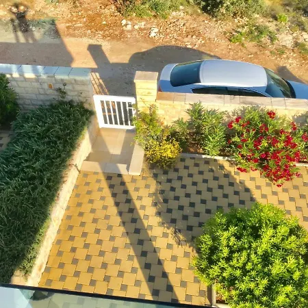 Sunshine Holiday home