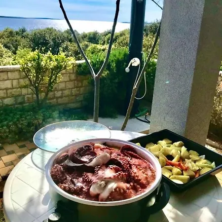 Holiday home Sunshine Mandre