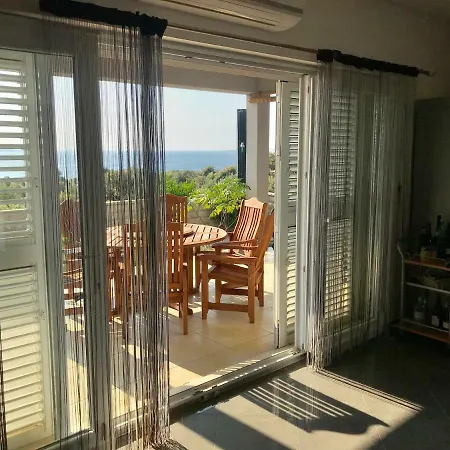 Sunshine Holiday home Mandre