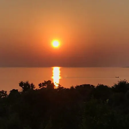 Holiday home Sunshine Mandre